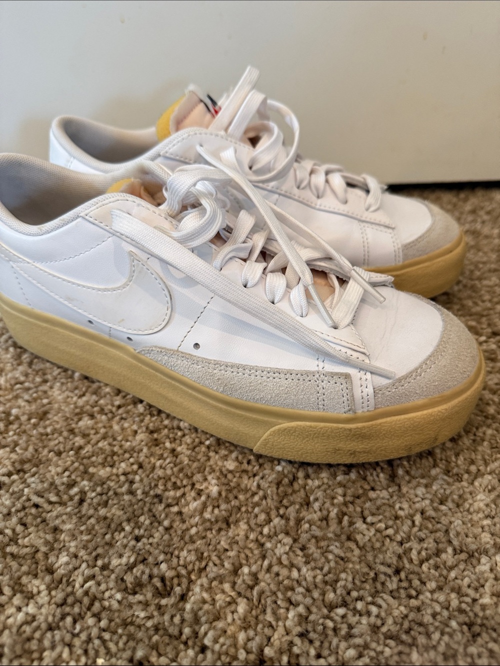 Nike Women's White and Beige Low-Top platform Sneakers
